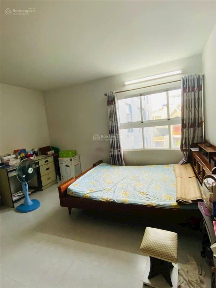 Bán gấp căn hộ 3 phòng ngủ lô m lầu 8 diện tích rộng chỉ còn 4tỷ5