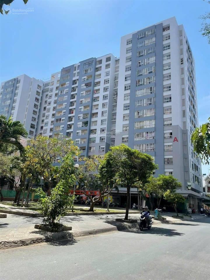 Bán gấp căn hộ 3 phòng ngủ lô m lầu 8 diện tích rộng chỉ còn 4tỷ5