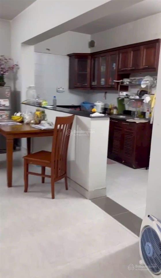 Gia đình phương quyết định bán căn hộ 3pn chung cư bàu cát ii