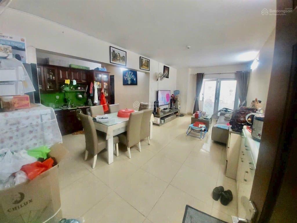 Bán gấp căn hộ 3 phòng ngủ chung cư bàu cát 2 lô a chỉ 4,5 tỷ