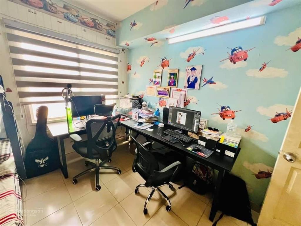 Chú vinh gửi bán căn chung cư bàu cát ii, lô a lầu 8