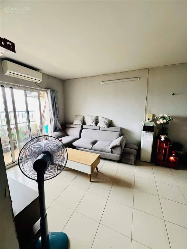 Chú vinh gửi bán căn chung cư bàu cát ii, lô a lầu 8