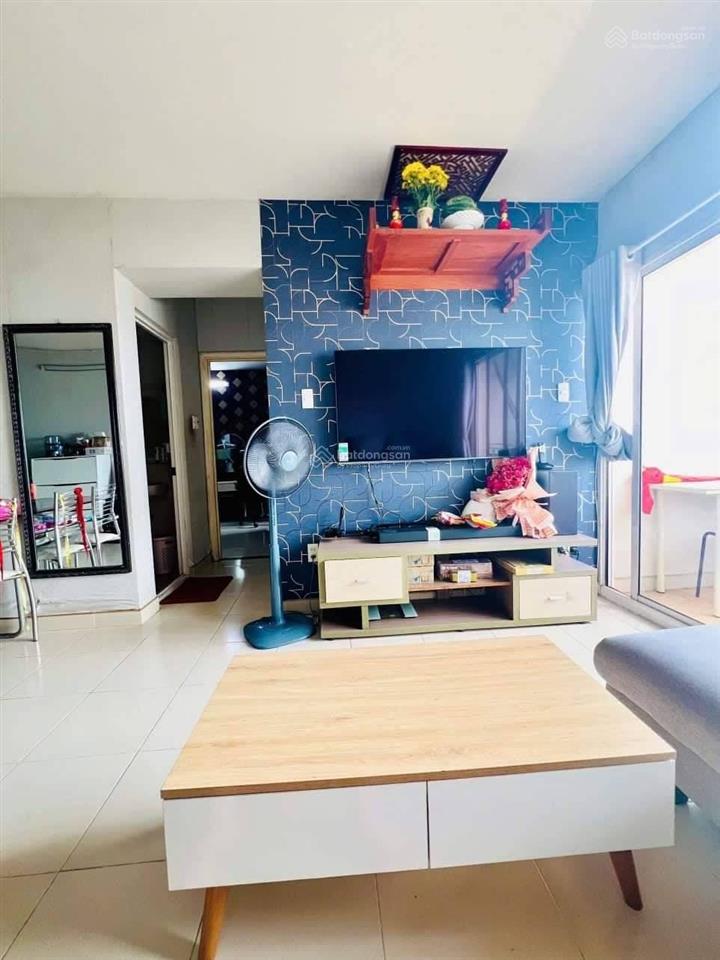 Chú vinh gửi bán căn chung cư bàu cát ii, lô a lầu 8