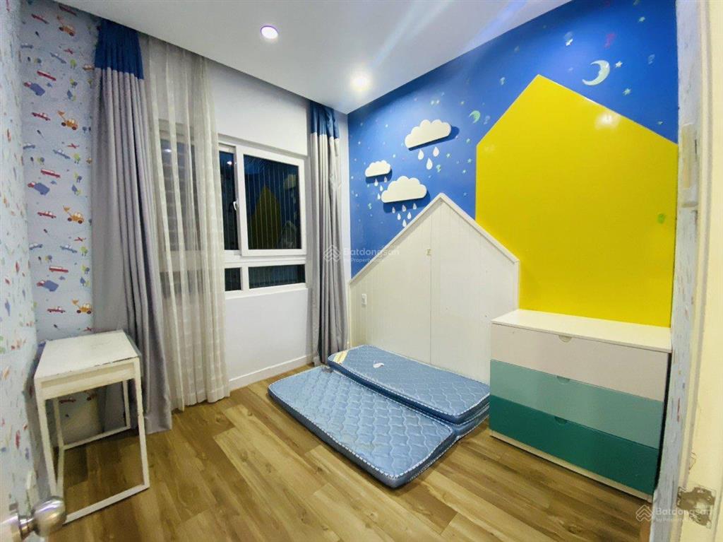Chính chủ cần bán căn hộ topaz garden gần trường học , mầm non i