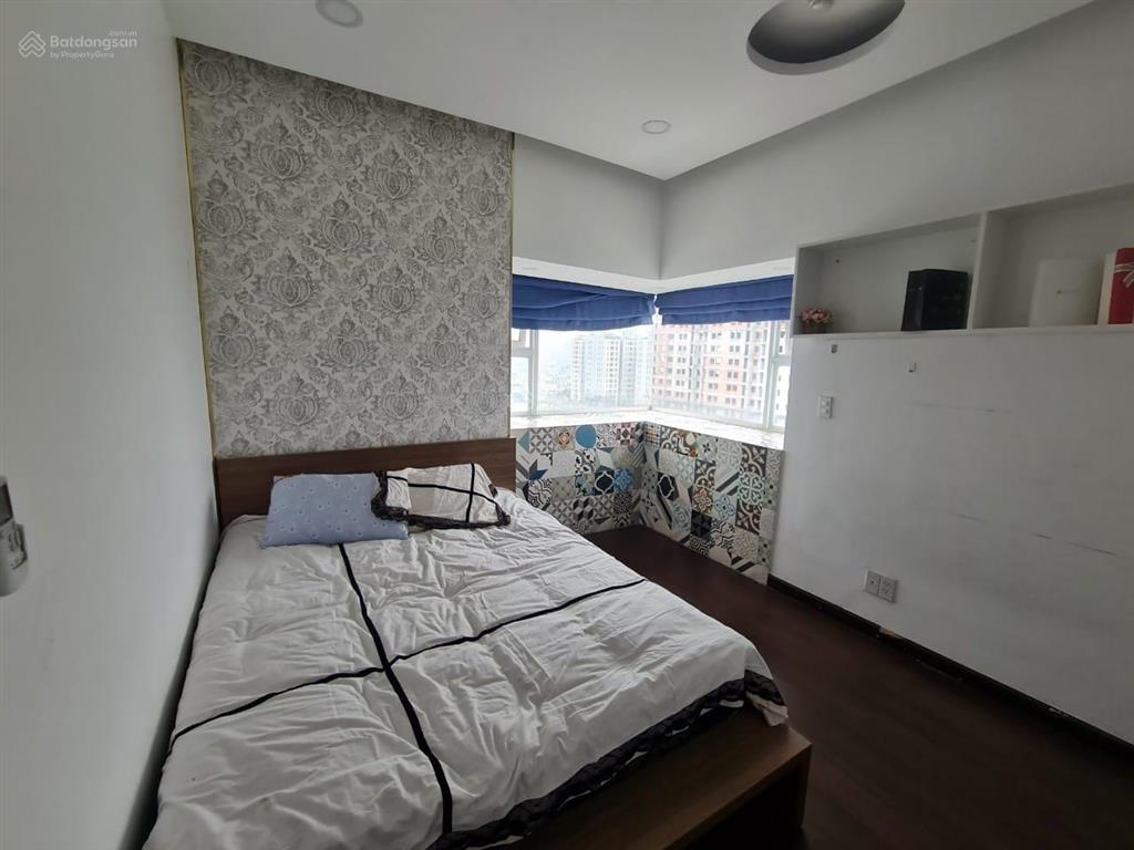 Tôi cần bán căn góc carillon 2 nhà thoáng đẹp