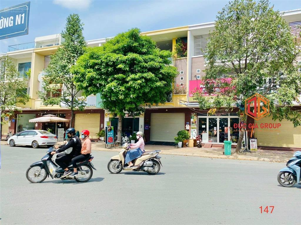 Bán nhà 1t2l đường n1 trong kdc d2d đang có dòng tiền cho thuê ổn định giá 13,5 tỷ