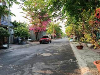 Bán 1 cặp đất thổ cư 600m2 góc 3 mặt tiền gần công ty pouchen giá chỉ 14 tỷ