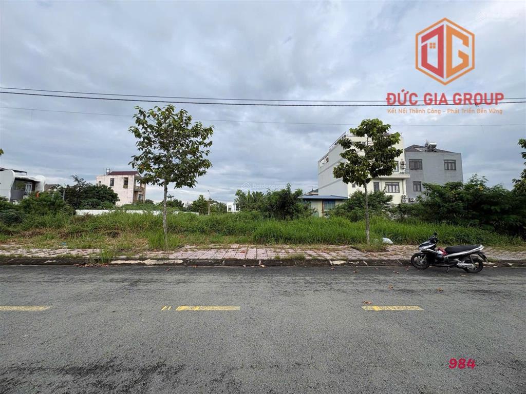 Bán lô đất biệt thự 220m2 ngay kdc phúc hiếu gần tttm eon maill giá chỉ 14 tỷ