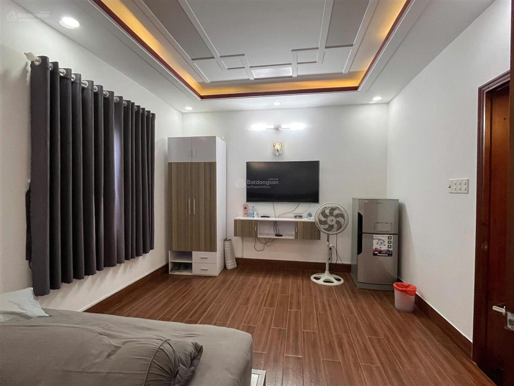 Mình chính chủ cần bán gấp căn nhà tại đào tông nguyên, dt 5x16m, 4pn, giá 8,45 tỷ, hẻm ô tô tránh