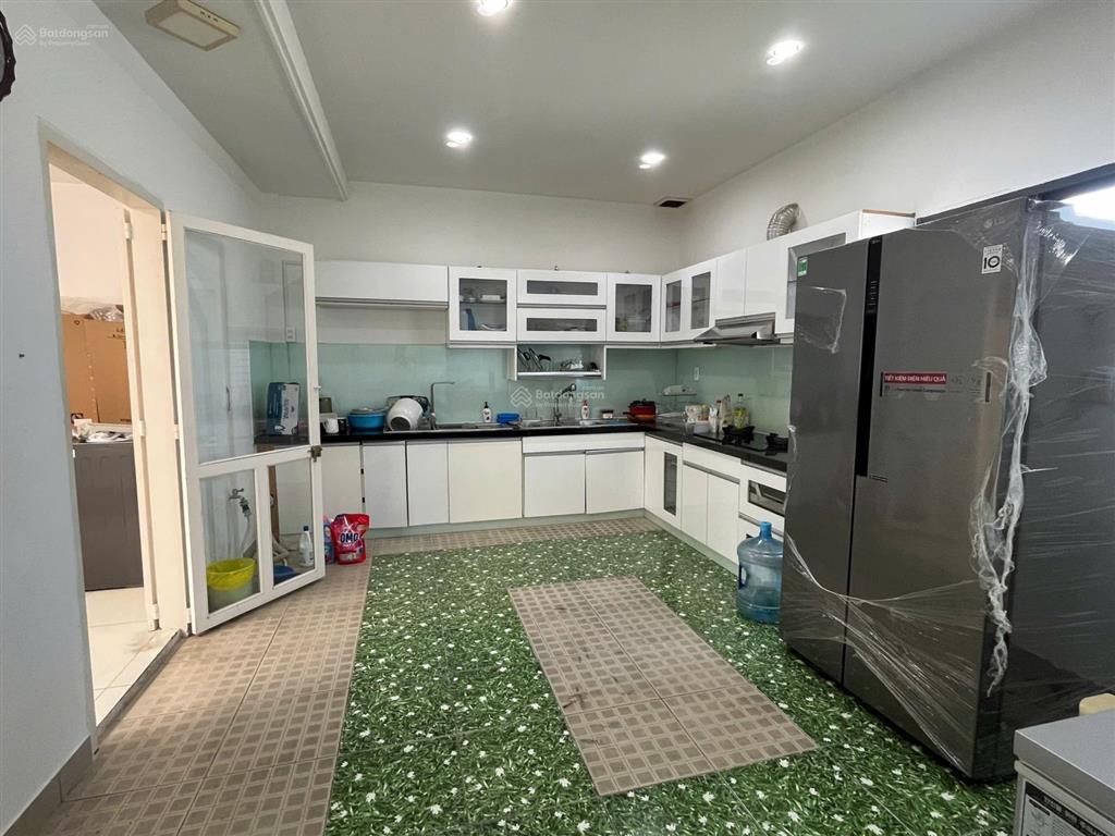 Mình chính chủ cần bán gấp căn nhà tại đào tông nguyên, dt 5x16m, 4pn, giá 8,45 tỷ, hẻm ô tô tránh
