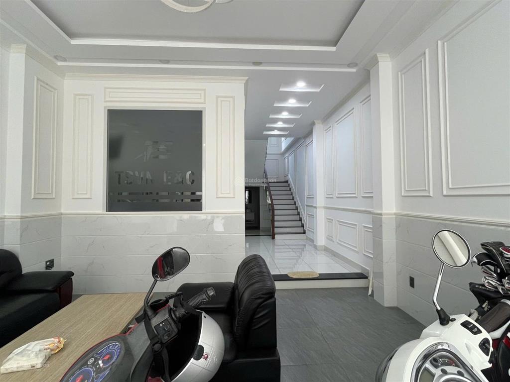 Nhà đẹp nhà bè diện tích 81,4m² đẹp giá tốt trong khu 8,2 tỷ, dtsd 202,8 m², hẻm rộng 5m, thoáng