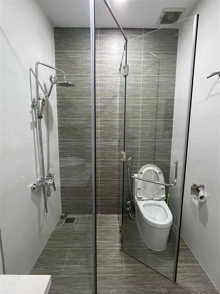 Nhà đẹp nhà bè diện tích 81,4m² đẹp giá tốt trong khu 8,2 tỷ, dtsd 202,8 m², hẻm rộng 5m, thoáng
