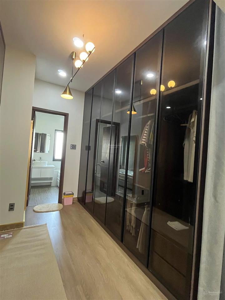 Nhà đẹp nhà bè diện tích 81,4m² đẹp giá tốt trong khu 8,2 tỷ, dtsd 202,8 m², hẻm rộng 5m, thoáng