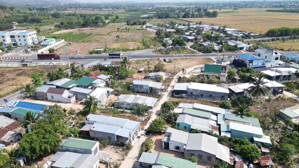 Bán đất giá rẻ gần nút giao cao tốc bắc nam. cách nha trang 10km giá chỉ 699 triệu