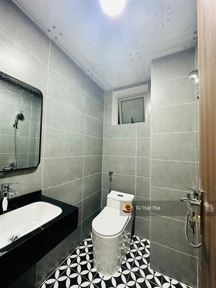 Hiếm! chính chủ bán căn hộ 60m2 2pn 2wc tòa b15 đại kim nguyễn cảnh dị, full nội thất xịn sò ở ngay