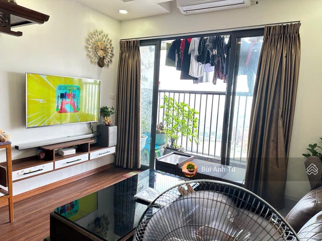 Hướng tới lâu dài chính chủ bán nhanh căn 82m2 3 pn 2wc ở smile building view hồ định công, full đồ