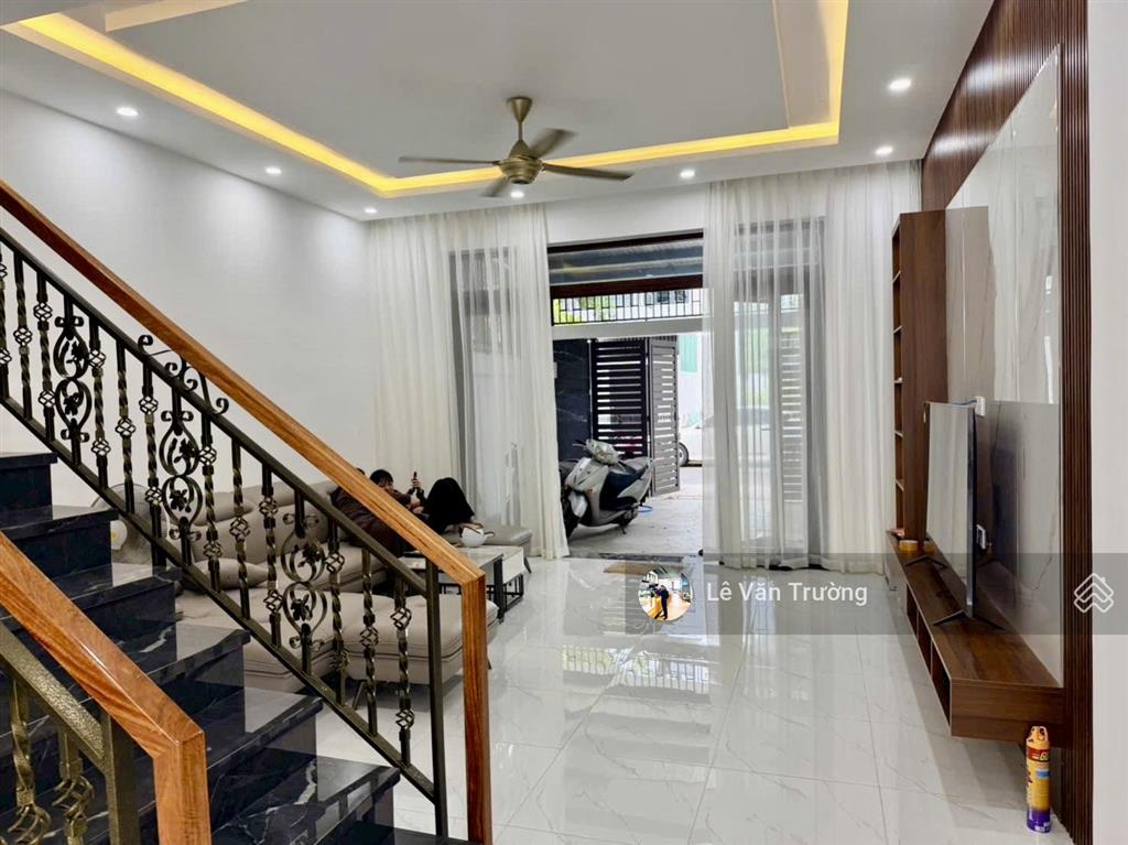Căn nhà giá tốt tại mỹ gia  chỉ 7 tỷ 850 triệu.  0568 157 *** xem nhà