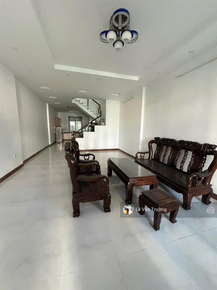 Nhà 3 tầng hoàng đình giong  sổ hồng  giá 8tỷ9