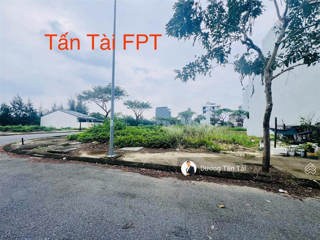 Chạm đáy giá fpt không còn lô thứ 2