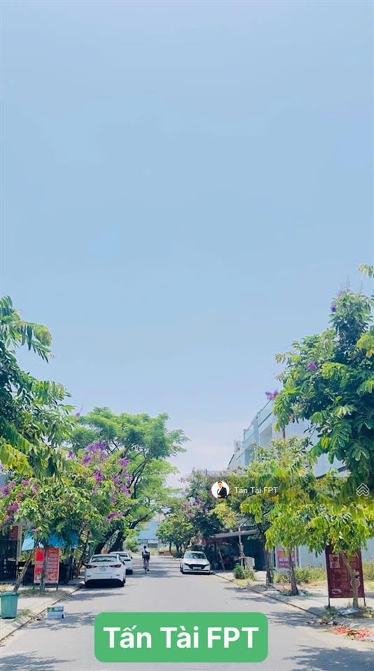 Có 1 không 2 nhà 2 tầng kinh doanh đẹp tại đất fpt city giá chưa tới 7 đồng