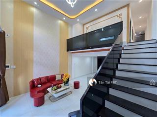 Nhà đẹp cmt8 đối diện công an quận trung tâm cẩm lệ 78m² nhỉnh 3 đồng