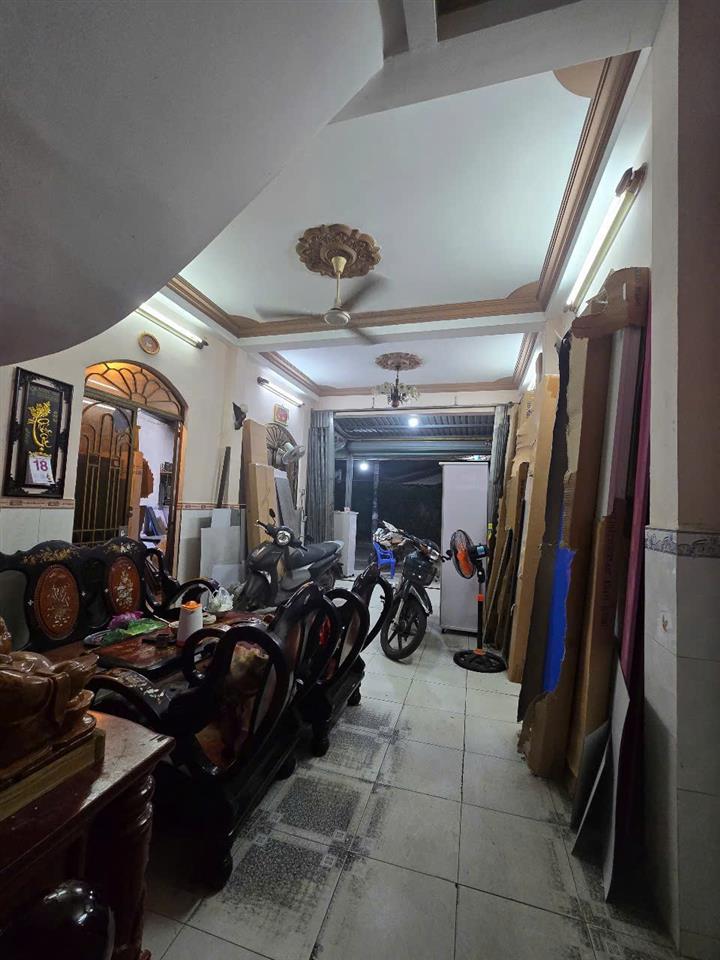 Siêu Phẩm mặt tiền Kinh Doanh Đ số 8 BHH gần Aeon Tân Phú-100m2- 4 Tầng Nhỉnh 6 tỷ