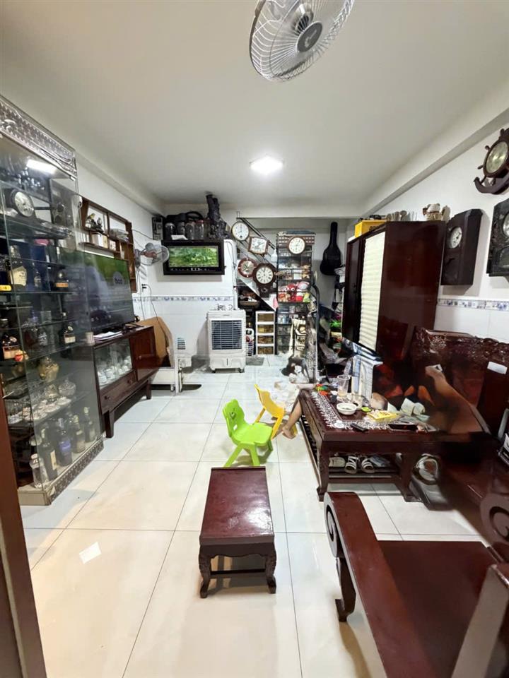 Chỉ 5 phút qua Aeon Tân Phú  hẻm 6m thông KD Đ số 5 BHH  khu nhà lầu 40m2-4 tầng 4 tỷ 7