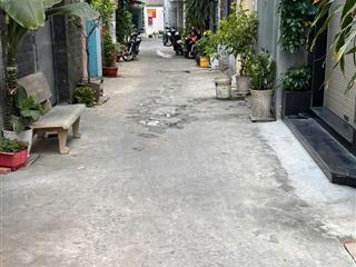 Bán Gấp nhà Gò Dầu Tân Phú gần chợ Tân Hương hẻm xe hơi 56m2- 2Tầng  6 tỷ 2