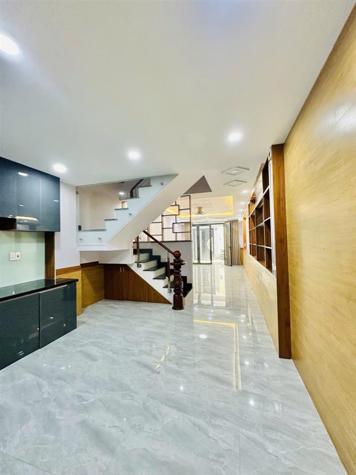 Ngay BIG C Trường Chinh Tân Phú giáp Tân Bình ngay nhà ga T3 60m2,2Tầng Nhỉnh 5 tỷ