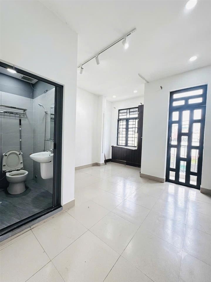 Mặt tiền Kinh Doanh Đ Số 11 BHH gần Aeon Tân Phú gần chợ 26/3-45m2 -2 tầng-5 tỷ 1