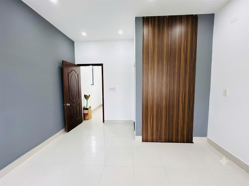 Mặt tiền Kinh Doanh Đ Số 11 BHH gần Aeon Tân Phú gần chợ 26/3-45m2 -2 tầng-5 tỷ 1