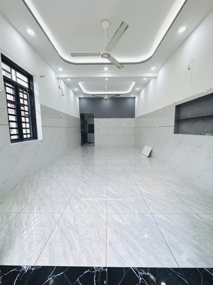 Mặt tiền Kinh Doanh Đ Số 11 BHH gần Aeon Tân Phú gần chợ 26/3-45m2 -2 tầng-5 tỷ 1
