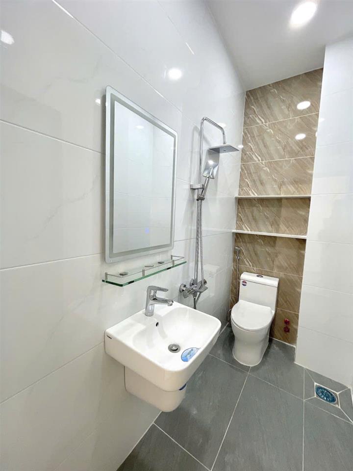 Mặt tiền Đ Số 1 BHH A gần cây xăng Văn CaoTân Phú thông Đ số 14 -60m2 -5 tầng-5 tỷ 9