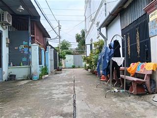 Bán đất tặng nhà  Đ Số 10 BHH  gần Aeon Tân Phú gần chợ 26/3-Cấp 4 -68m2 -4 tỷ