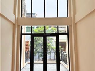 Rẻ như cho, bán nhà xây mới vào ở ngay phố đoàn thị điểm 83,9m2*6t, thang máy ô tô, sát mặt phố