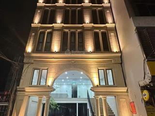 Cho thuê thu 5 tỷ/năm chính chủ bán tòa nhà apartment ba đình  văn cao sát thụy khuê, 300m2*8t*9mt
