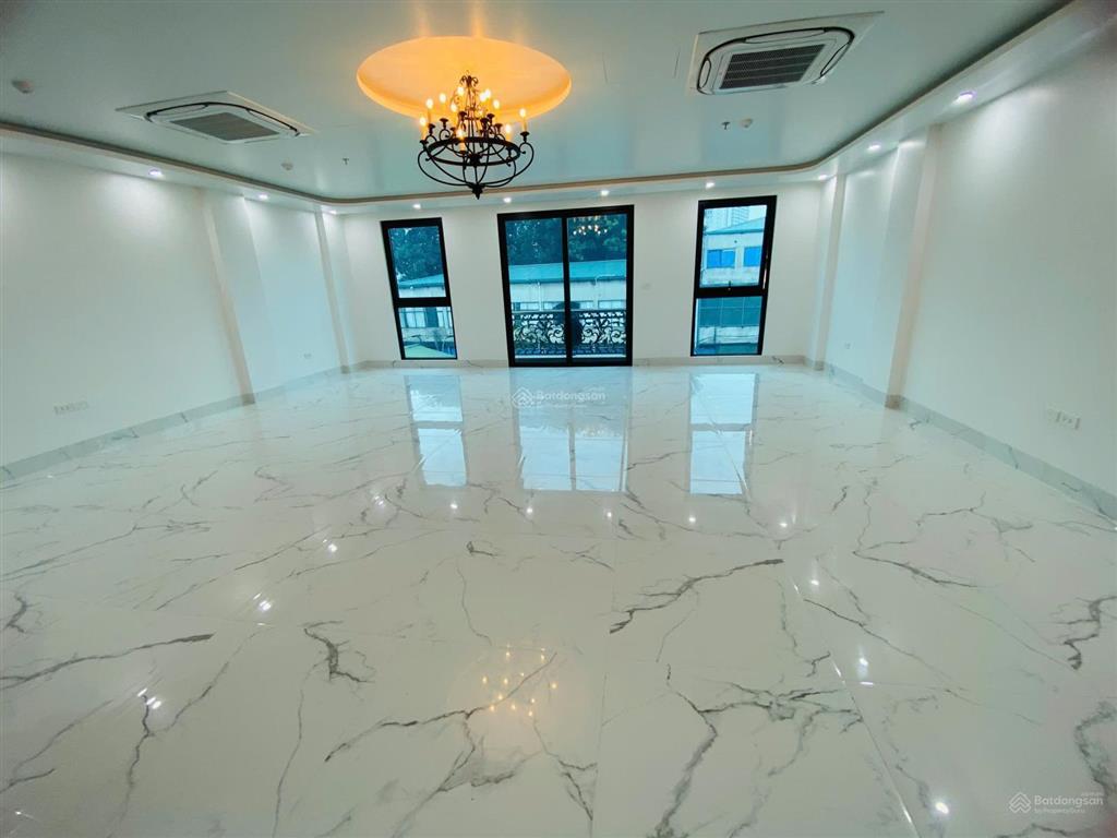 Mua tích sản vào ngay tòa nhà 10 tầng phố đội cấn thông giang văn minh 90m2*8m mt, thu 200tr/th
