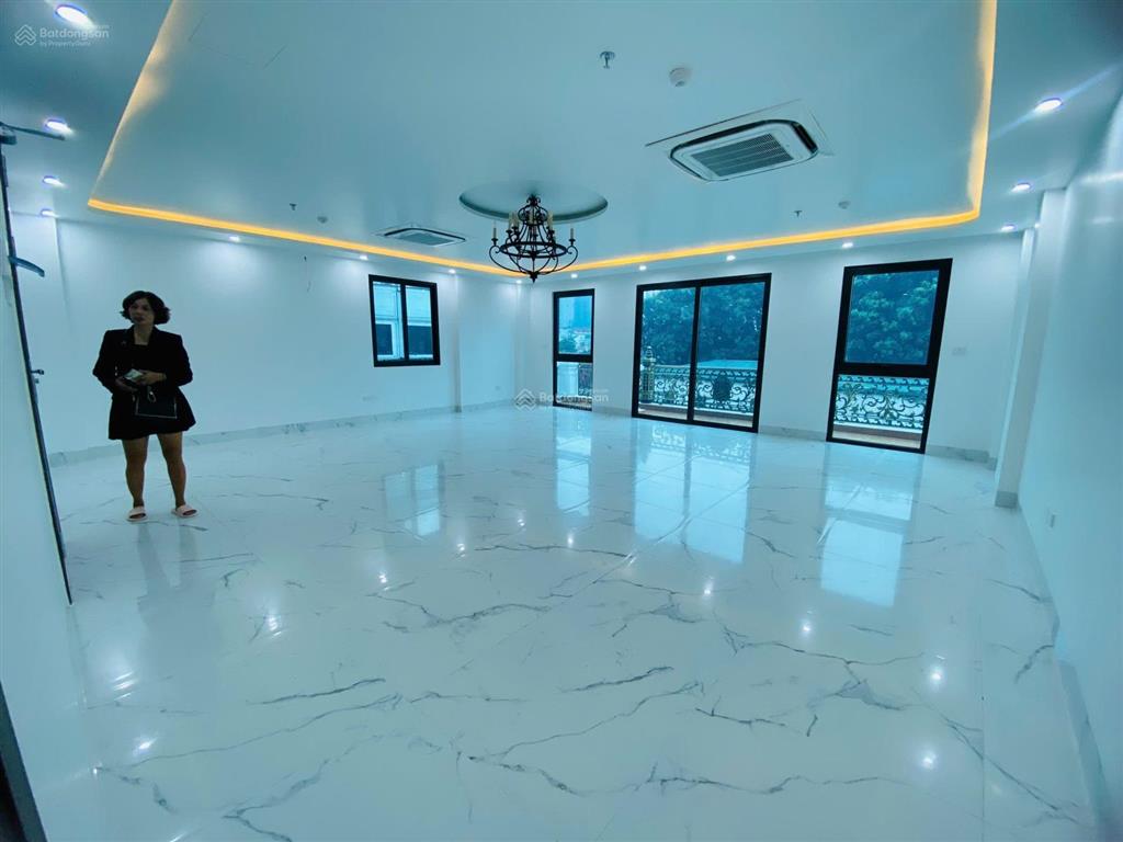 Mua tích sản vào ngay tòa nhà 10 tầng phố đội cấn thông giang văn minh 90m2*8m mt, thu 200tr/th