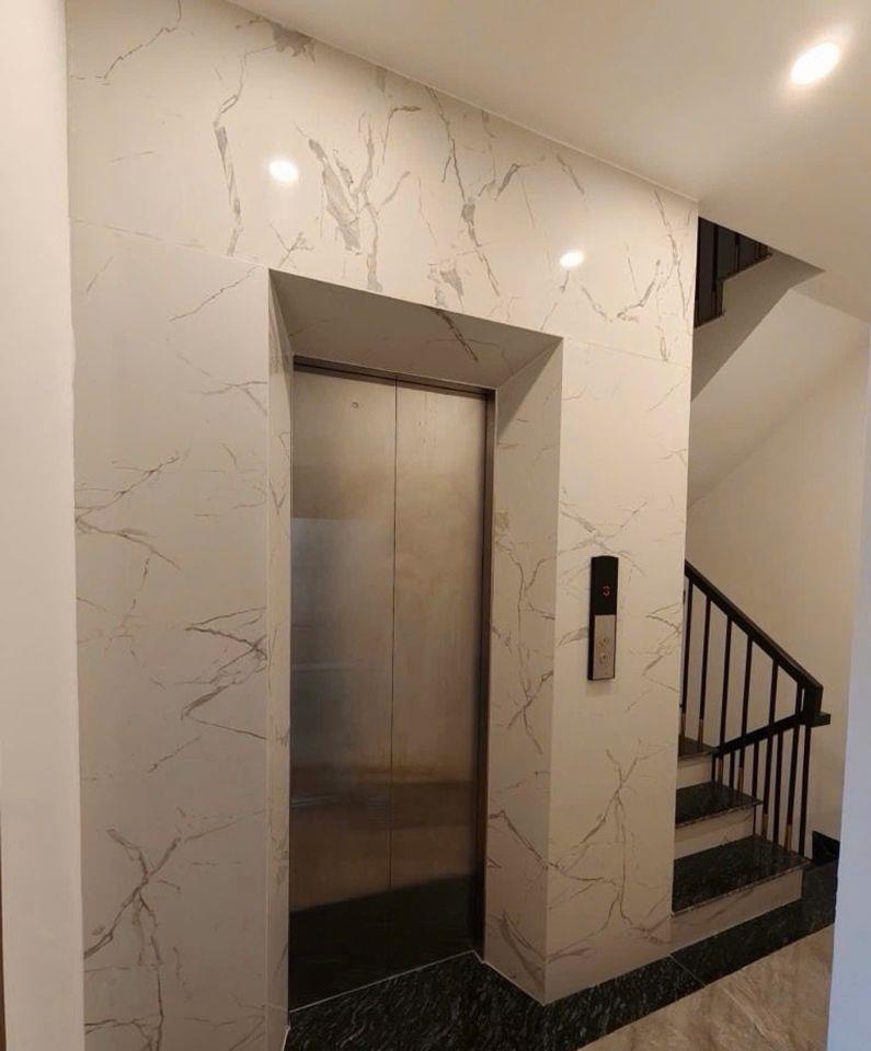 NHÀ MỚI, LÔ GÓC, NỞ HẬU #PHỐNGUYỄNVĂNCỪ 52M, 6T, MT4.2M, THANG MÁY, Ô TÔ VÀO, ĐA TIỆN ÍCH.