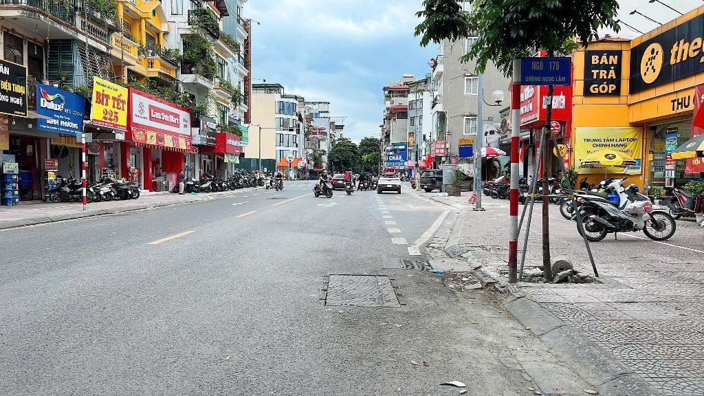 NHÀ MỚI KOONG PHỐ CỔ NGỌC LÂM 70M, 7T, MT5M, NỞ HẬU, THANG MÁY, GARA, HÀNG XÓM TTTM MIPEC.