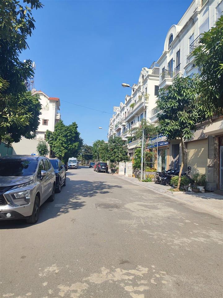 Bán nhà biệt thự 75m2, 15,7 tỷ tại eurowindow twin parks, trâu quỳ, gia lâm, hà nội