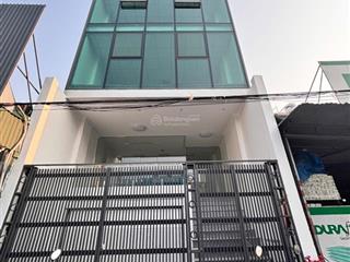 Bán toà nhà vp mặt phố, cạnh bigc, dt 100m2, mặt tiền 6m, 6 tầng, thông sàn, thang máy. giá 40 tỷ.