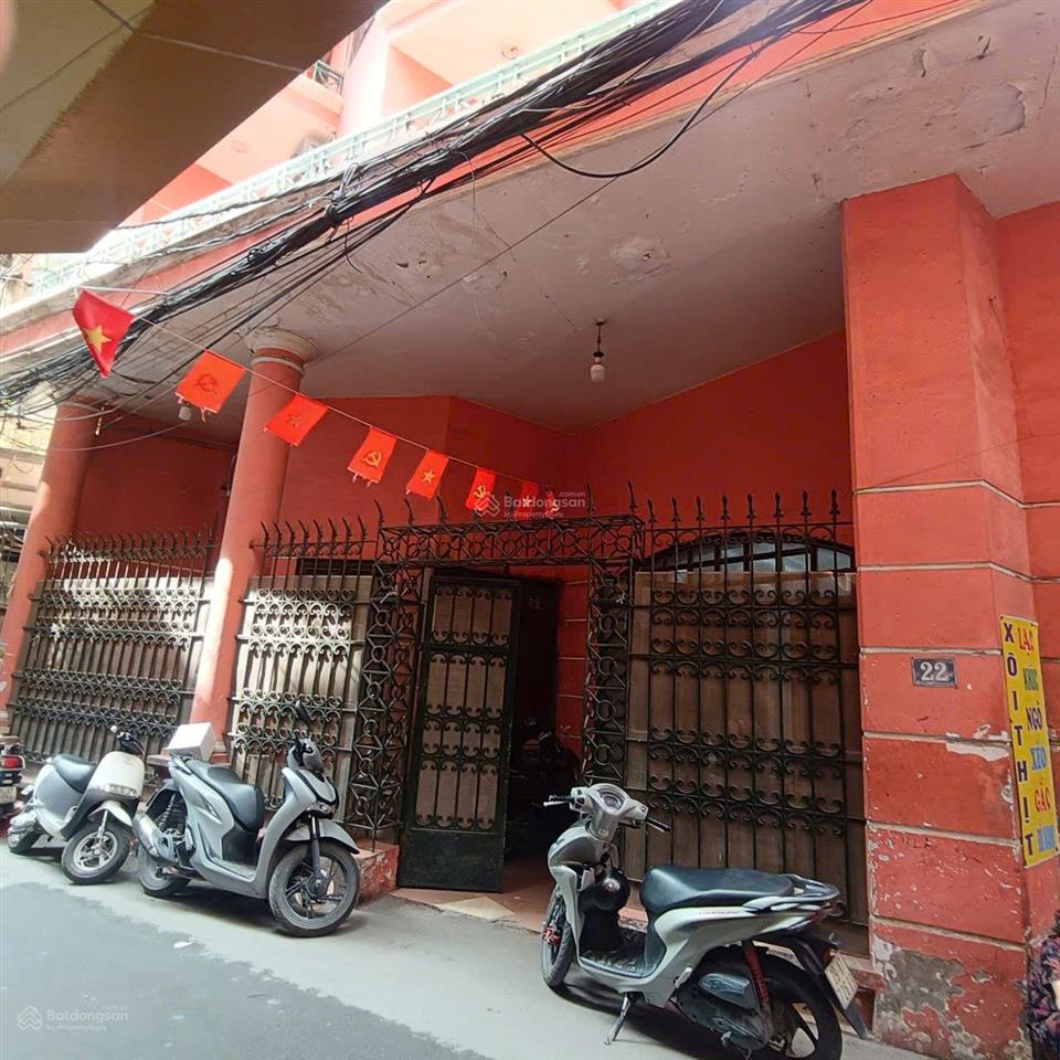 Cho thuê tầng 1, 90m2, mặt tiền 10m, ô tô vào tận cửa, ngõ thông, có nhiều chỗ để xe máy, ô tô
