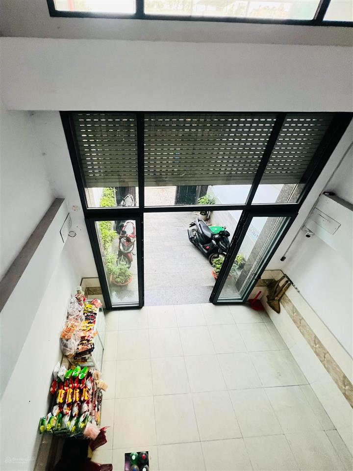 Bán gấp mặt tiền đường số 4  kế aeon tân phú  6 tầng thang máy  sẵn dòng tiền