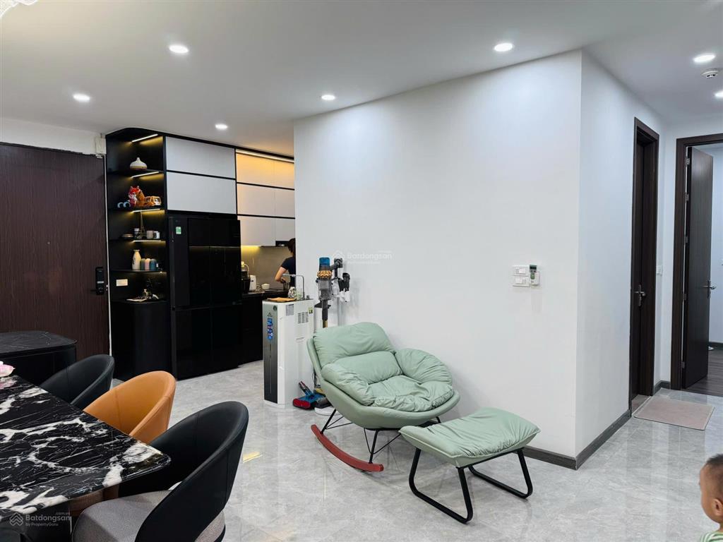 Chính chủ em cần bán nhanh căn hộ 2pn nội thất full đồ tại dự án dolphin plaza