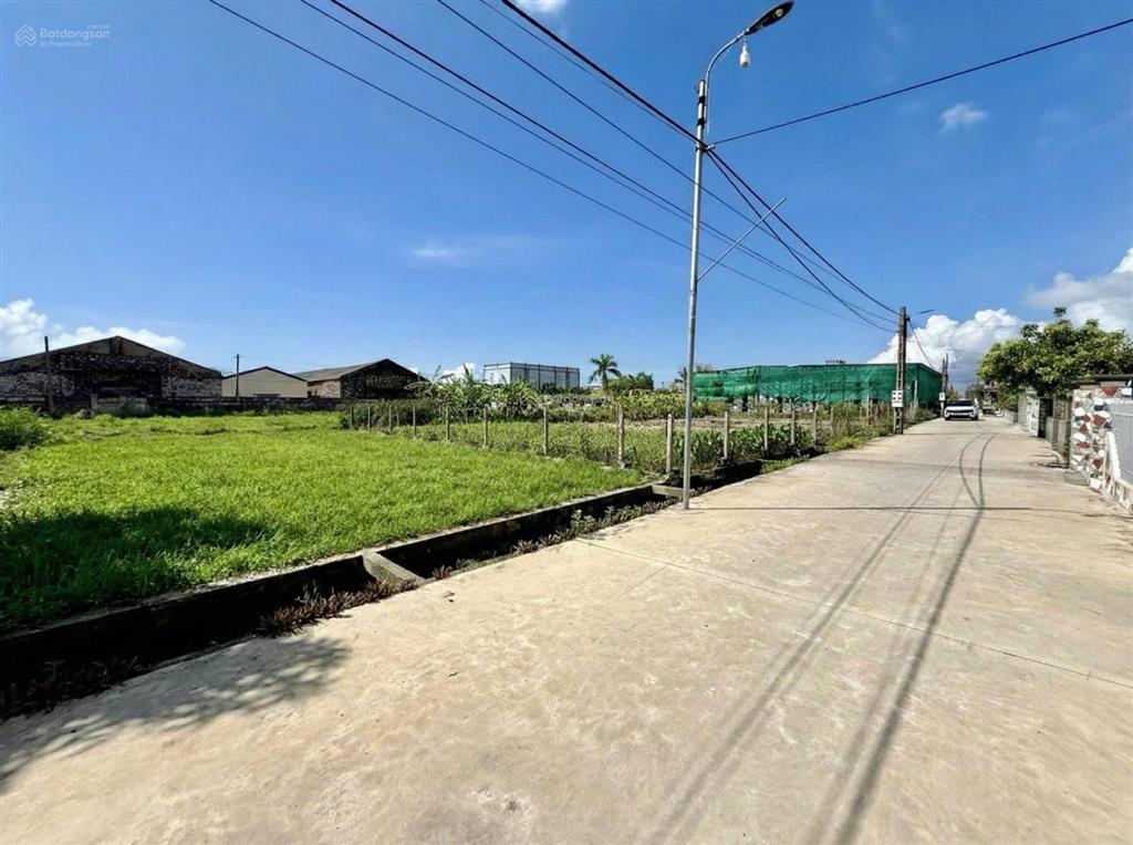 Chỉ 1.x tỷ bán lô đất 90m2 sát khu công nghiệp vsip hải long nam định mặt tiền rộng