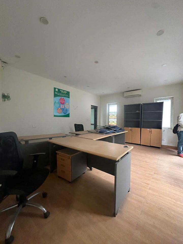 Thọ Tháp, DT 189M2x4T, MT 14M, giá 86 tỷ  BIỆT THỰ ĐƠN LẬP - KHU VIP - HÀNG XÓM CÔNG VIÊN CẦU GIẤY - VIEW TRƯỜNG QUỐC TẾ