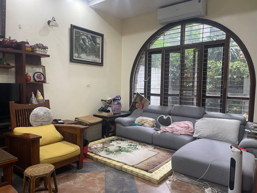 Lạc Long Quân, DT 194M2x5T, MT 13M, giá 174 tỷ  BIỆT THỰ VƯỜN ĐÀO - ĐẲNG CẤP GIỚI TINH HOA - KHU VỰC VIP TÂY HỒ