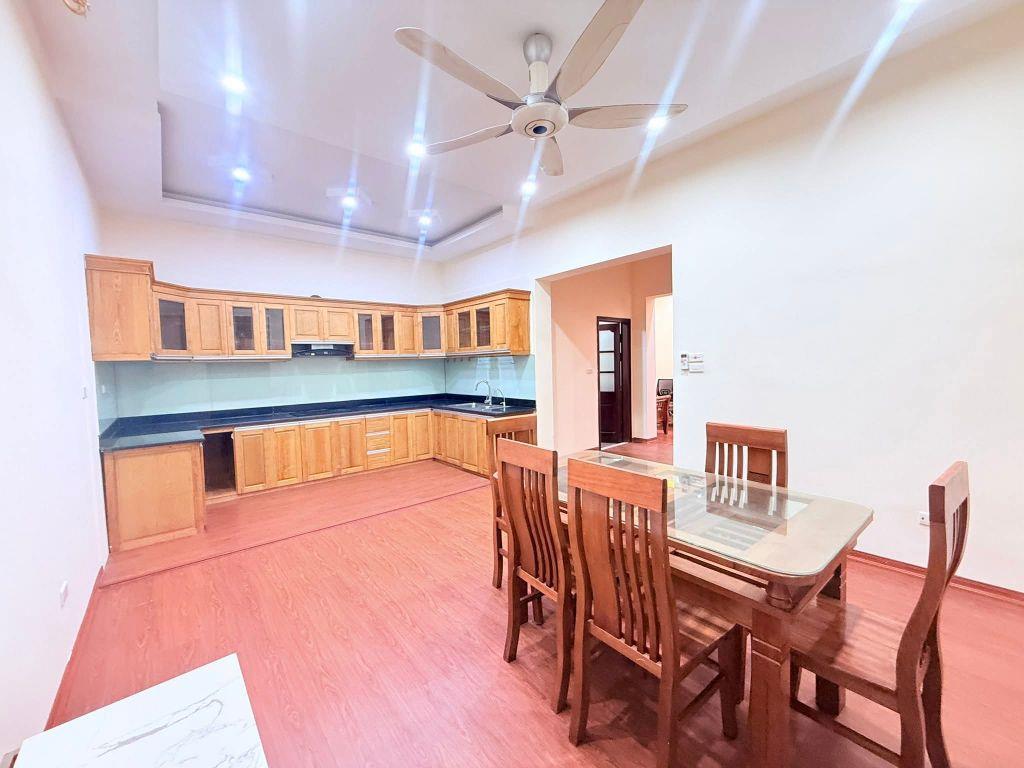 Lạc Long Quân, DT 93M2x5T, MT 7M, giá 32.5tỷ  SIÊU PHẨM BIỆT THỰ LẠC LONG QUÂN – GARA Ô TÔ – CÁCH HỒ TÂY CHỈ 100M