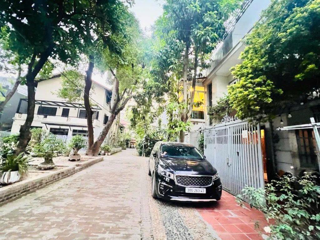 Võng Thị, DT 163M2x3T, MT 12.8M, giá 97.8 tỷ  LÔ GÓC 3 THOÁNG - BIỆT THỰ 3 TẦNG KHU LÀNG KIẾN TRÚC PHONG CẢNH